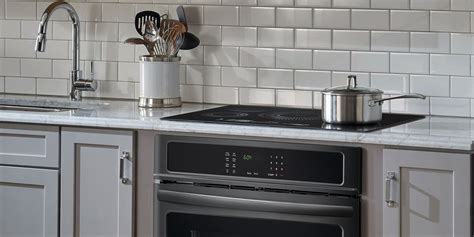 cooktop above oven